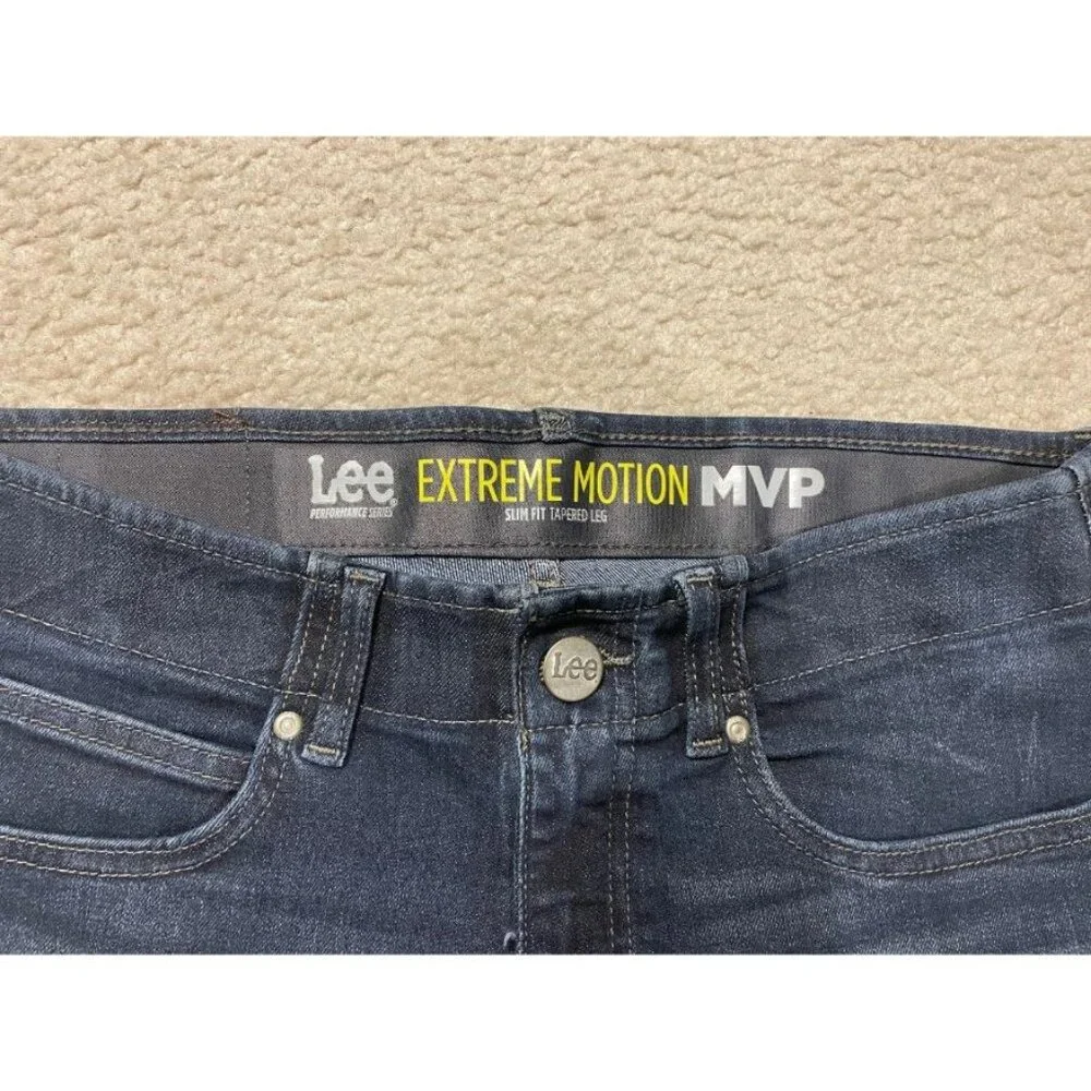 Lee Extreme Motion MVP Slim Tapered Jeans 32 x 30 - Picture 3 of 7